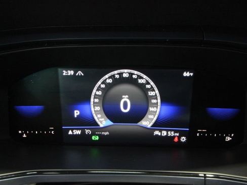 Used 2022 Volkswagen Taos SE image 16