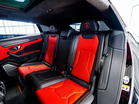 Used 2021 Lamborghini Urus image 66