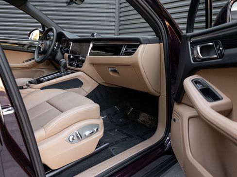 New 2026 Porsche Macan image 34