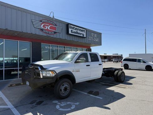 Used 2014 RAM 4500 Tradesman w/ Ambulance Prep Group image 2