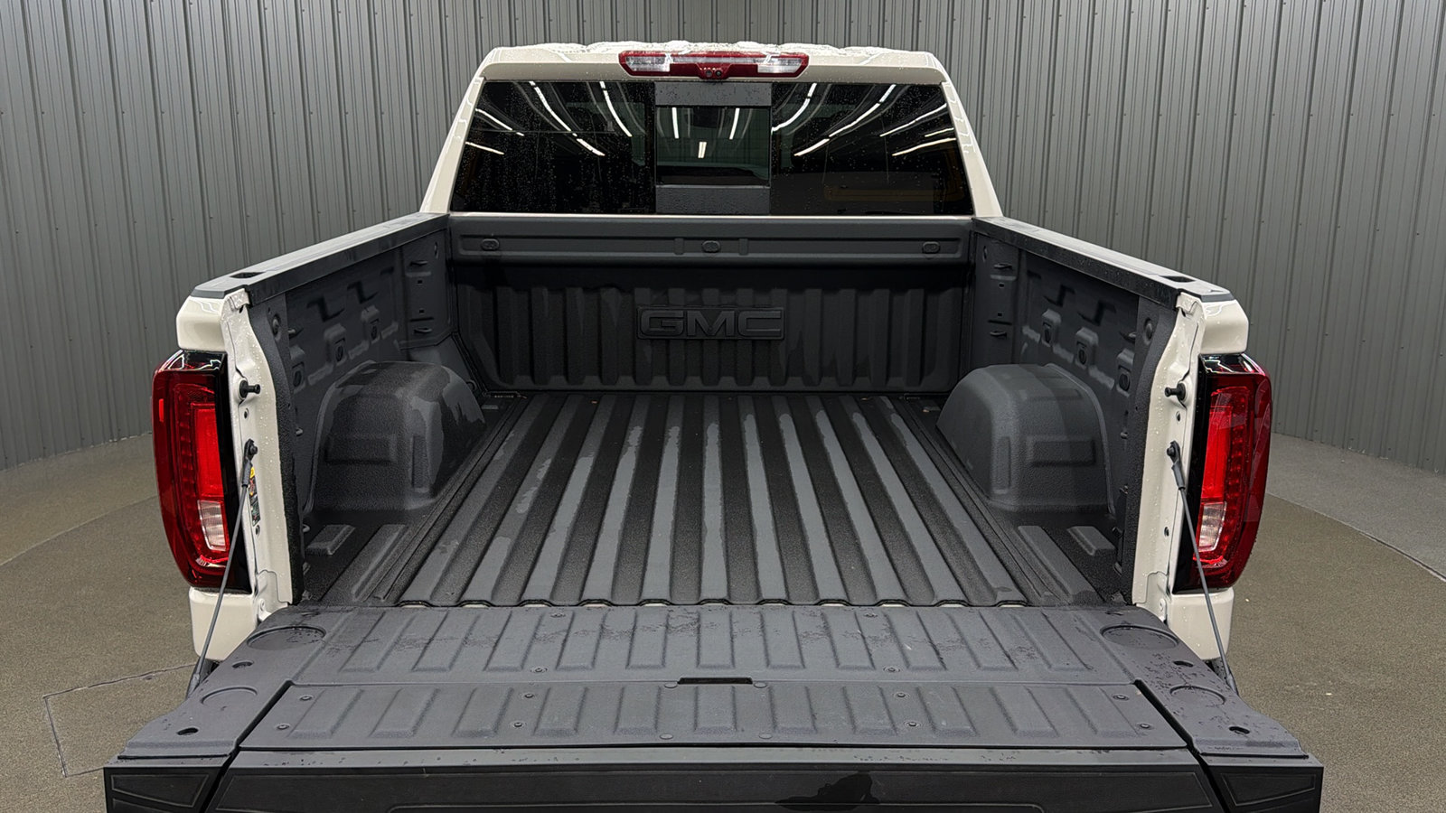 Used 2026 GMC Sierra 1500 Denali Ultimate AWD/4WD image 17
