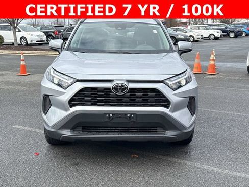 Used 2025 Toyota RAV4 XLE image 6