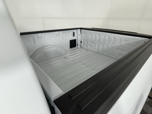 New 2026 Ford F150 XLT w/ XLT Black Appearance Package AWD/4WD image 9