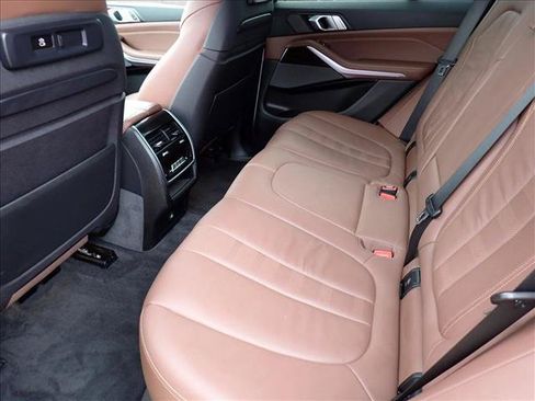 Used 2019 BMW X5 xDrive40i w/ Premium Package AWD/4WD image 10