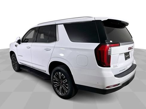Used 2025 GMC Yukon Elevation AWD/4WD image 6