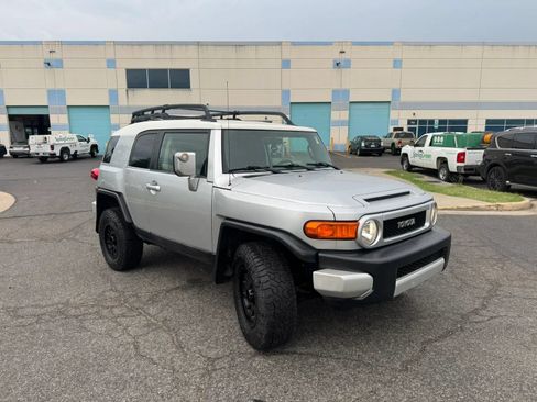 Used 2007 Toyota FJ Cruiser 4WD image 6