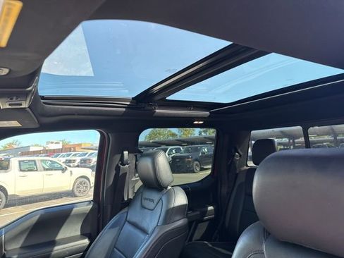 Used 2018 Ford F150 Raptor w/ Equipment Group 802A Luxury image 10