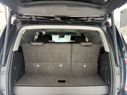 Used 2016 GMC Yukon SLT image 11