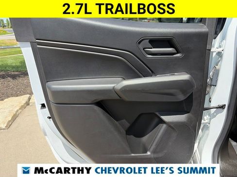 Certified 2023 Chevrolet Colorado Trail Boss w/ Technology Package AWD/4WD image 31
