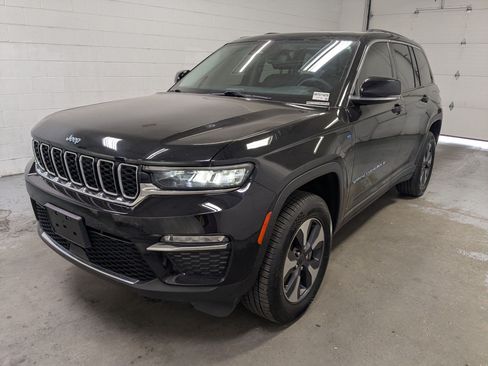 Certified 2022 Jeep Grand Cherokee Limited 4xe AWD/4WD image 11
