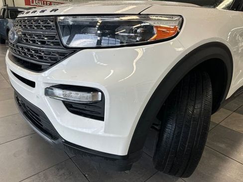 Used 2023 Ford Explorer XLT w/ Equipment Group 202A AWD/4WD image 14