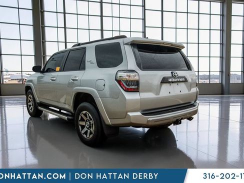 Used 2021 Toyota 4Runner TRD Off-Road Premium w/ Moonroof Package AWD/4WD image 29