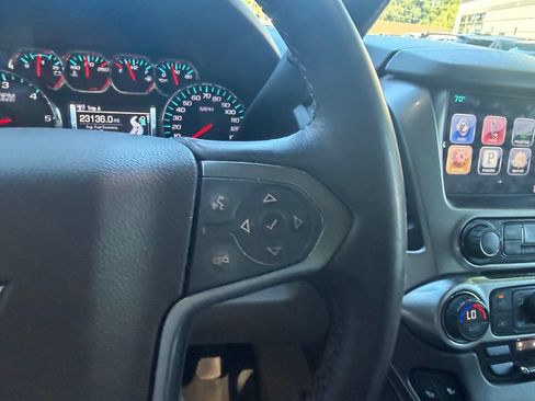 Used 2016 Chevrolet Tahoe LT w/ Luxury Package AWD/4WD image 14