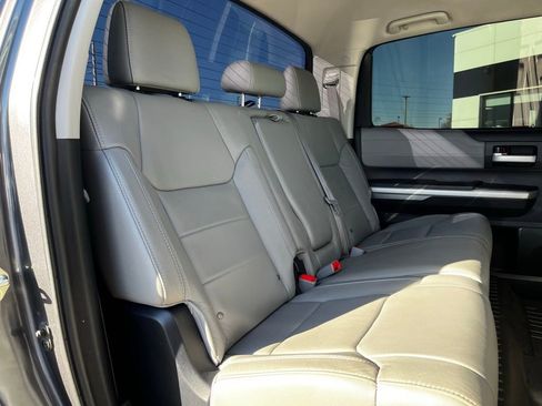 Used 2016 Toyota Tundra Limited image 27
