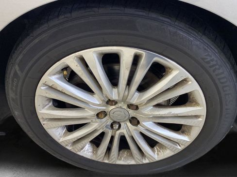 Used 2009 Lincoln MKS AWD image 34