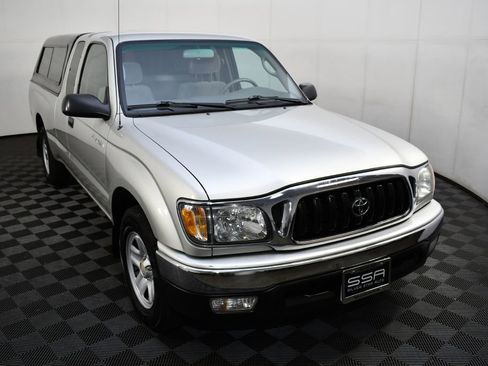 Used 2003 Toyota Tacoma 2WD Xtracab image 3
