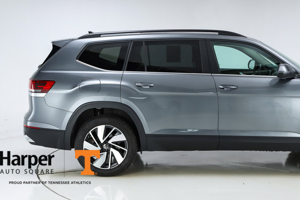 New 2025 Volkswagen Atlas SE w/ Panoramic Sunroof Package FWD image 11