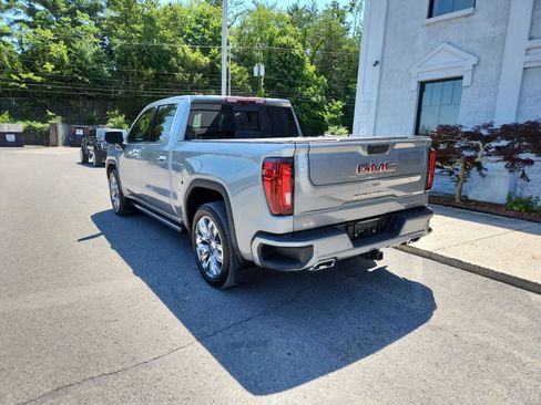 Used 2026 GMC Sierra 1500 Denali w/ Denali Reserve Package AWD/4WD image 3