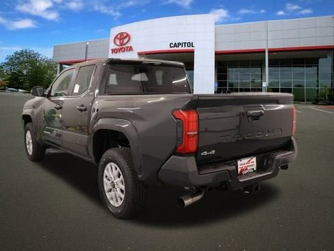 New 2025 Toyota Tacoma SR5 image 5