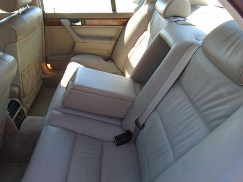 Used 1994 BMW 740i image 23