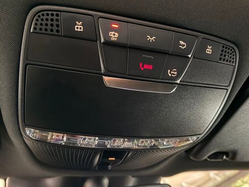 Used 2020 Mercedes-Benz GLC 43 AMG 4MATIC image 30