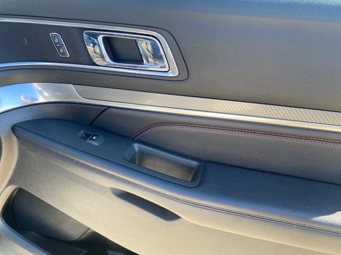 Used 2018 Ford Explorer Sport w/ Equipment Group 401A image 34