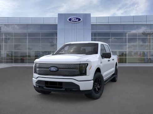 New 2025 Ford F150 Lightning XLT image 2