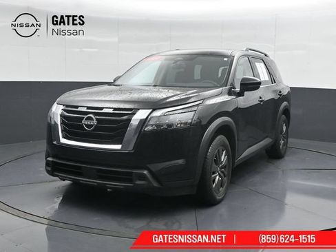 Used 2024 Nissan Pathfinder SV AWD/4WD image 6