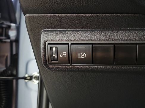 Used 2024 Toyota Corolla SE FWD image 23