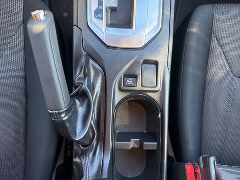 Certified 2023 Subaru Crosstrek 2.0i image 30