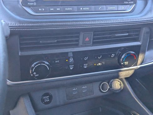 Certified 2025 Nissan Rogue S image 24