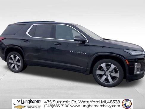 Certified 2023 Chevrolet Traverse LT w/ LT Premium Package image 10