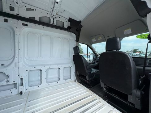 Used 2025 Ford Transit 250 148 High Roof AWD image 22