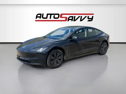 Used 2025 Tesla Model 3 Long Range RWD image 3