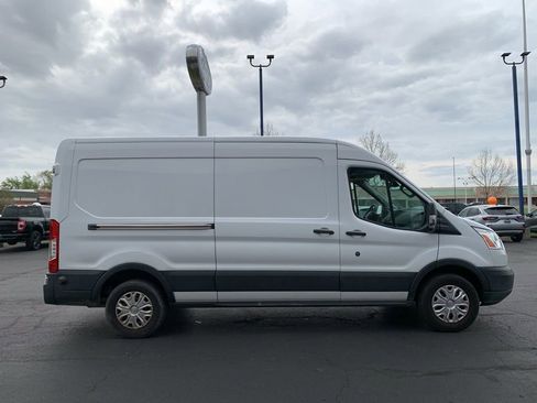 Used 2019 Ford Transit 250 148 Medium Roof RWD image 2