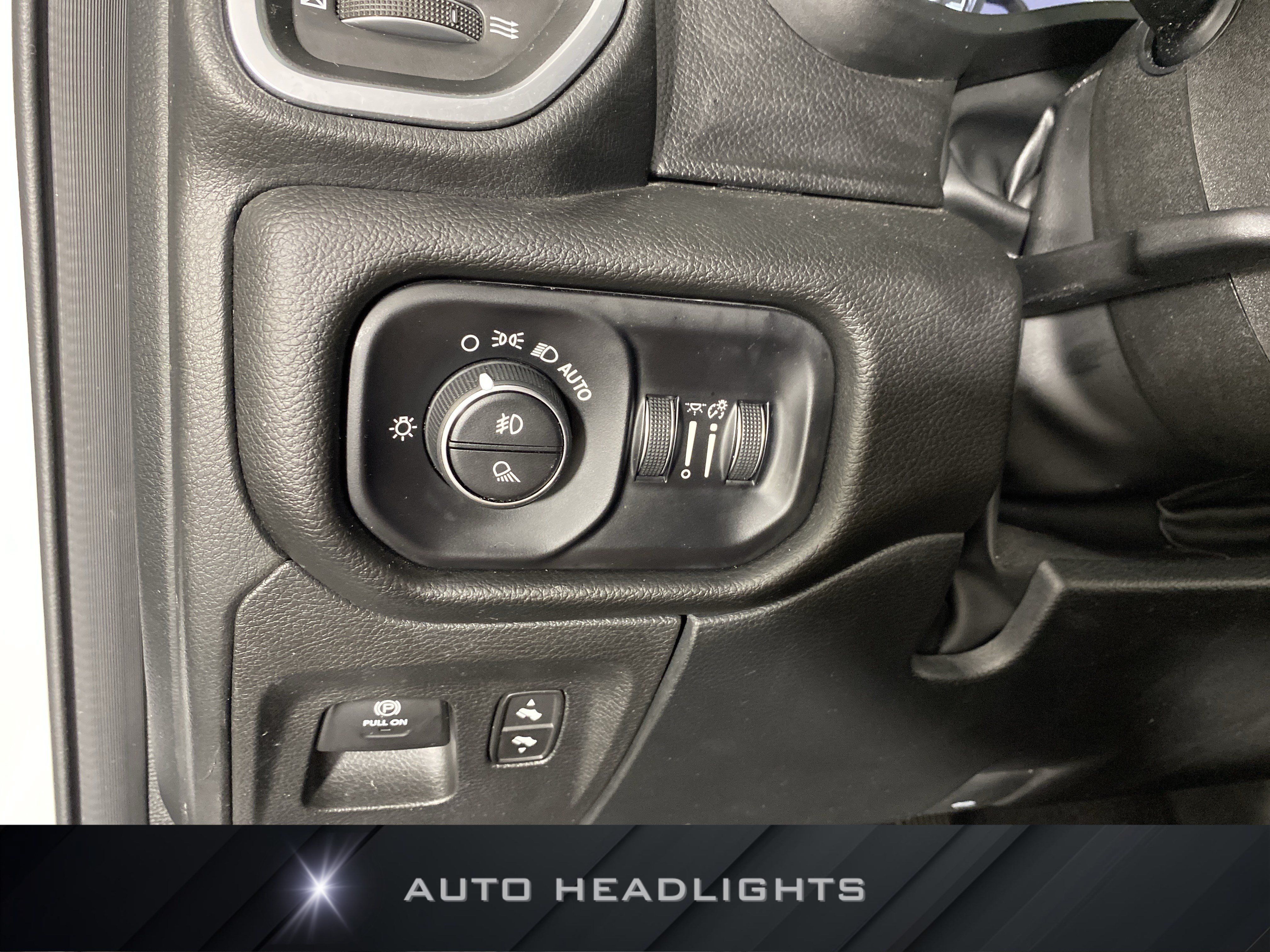 Used 2025 RAM 1500 Big Horn AWD/4WD image 25