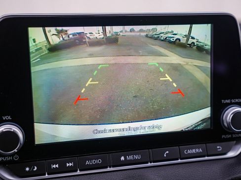 Used 2025 Nissan Sentra SV w/ All-Weather Package image 22