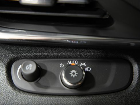 New 2026 Buick Envista Sport Touring FWD image 27