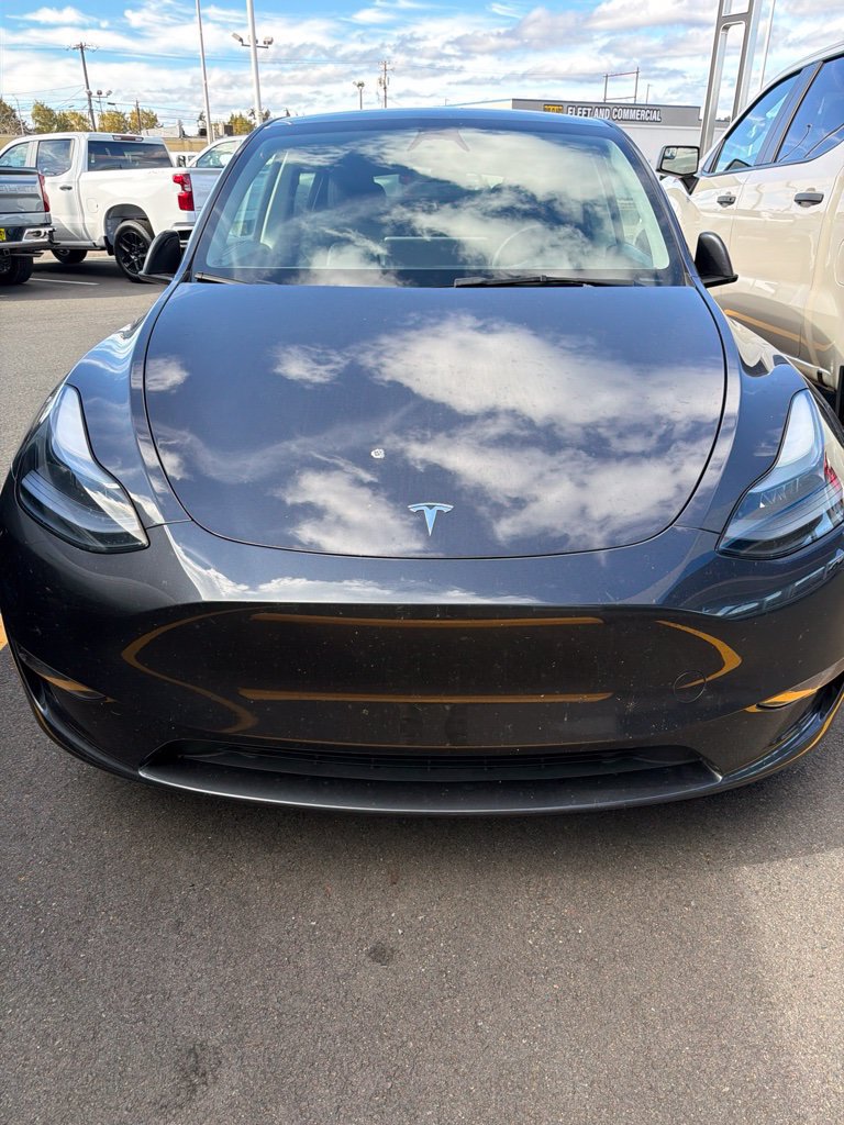 Used 2024 Tesla Model Y Performance AWD/4WD image 16