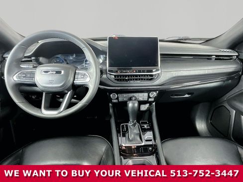 Used 2022 Jeep Compass Latitude AWD/4WD image 7