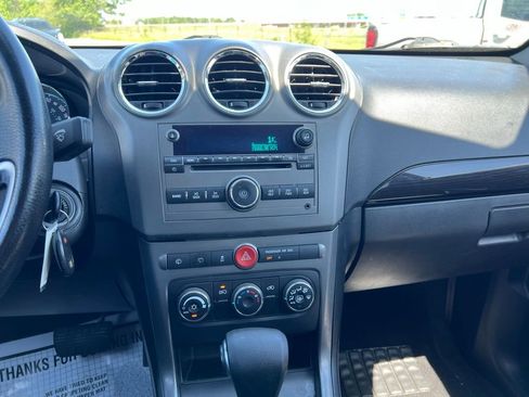 Used 2013 Chevrolet Captiva Sport LT FWD image 12