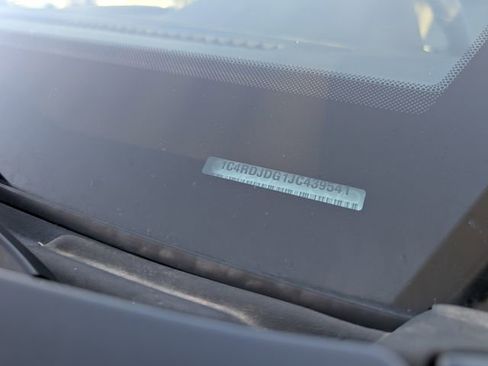 Used 2018 Dodge Durango GT w/ Premium Group image 24