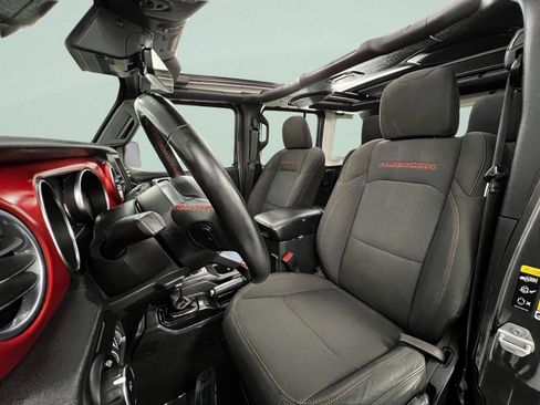 Used 2021 Jeep Wrangler Unlimited Rubicon AWD/4WD image 17