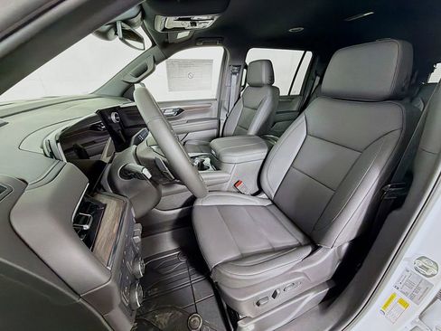 New 2026 Chevrolet Suburban LT w/ Comfort Package AWD/4WD image 11