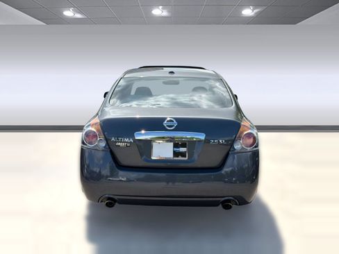 Used 2010 Nissan Altima 2.5 SL w/ SL Pkg FWD image 10