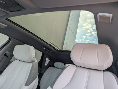 New 2026 Cadillac Optiq Luxury 1 w/ LPO, Floor Liner Package AWD/4WD image 19