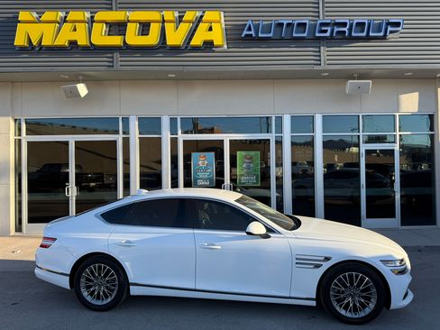 Used 2023 Genesis G80 2.5T image 1