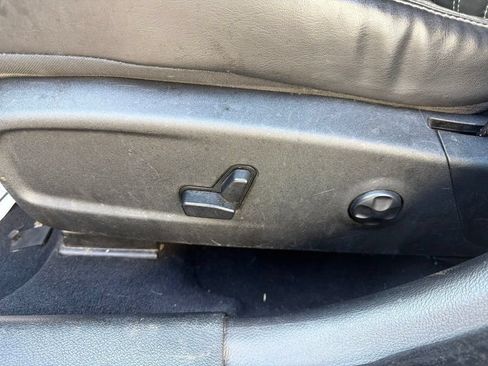 Used 2019 Chrysler 300 S RWD image 22