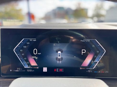 Used 2023 BMW X7 xDrive40i image 14