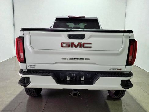 Used 2022 GMC Sierra 2500 AT4 image 24